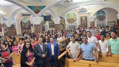 عميد تربية الإسكندرية يلقي محاضرات تدريبية لشباب الكنائس