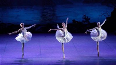 انطلاق أولى ليالي باليه بحيرة البجع بدار الأوبرا المصرية