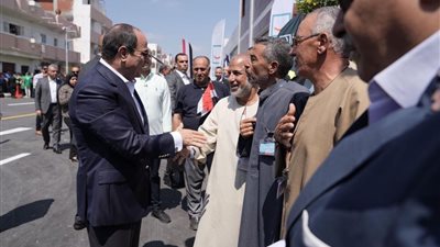 السيسي: وصلنا لـ 350 مليار جنيه بالمرحلة الأولى من مبادرة حياة كريمة 