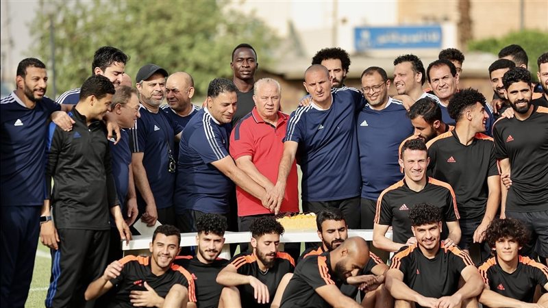 المقاولون يحتفل بطلعت