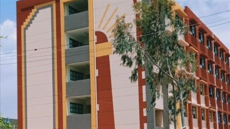 إنشاء 5 مدارس جديد