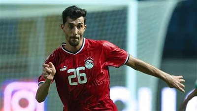 محمود حمادة يدخل حسابات الأهلي لتعويض الرحيل المنتظر لحمدي فتحي 