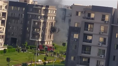الصور الأولى لحريق شقة داخل كمبوند دار مصر في الشيخ زايد