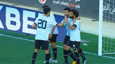 6 لاعبين يغادرون معسكر منتخب مصر على رأسهم محمد صلاح