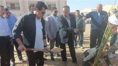 مراكز شباب الوادى الجديد تتزين باللون الأخضر ضمن مبادرة ازرع شجرة مثمرة