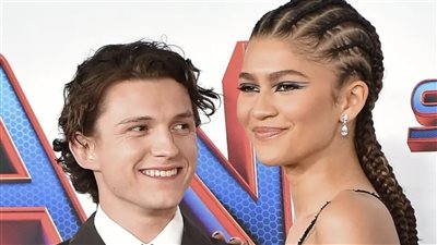 توم هولاند عن علاقته مع زيندايا: أمر شخصي نحن متحفظان حول الحديث عنها 