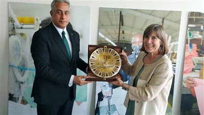 وزير العمل يلتقي كارين كيرتس مدير قسم الحريات النقابية بمنظمة العمل الدولية