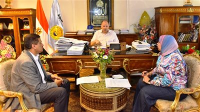  مراجعة المرافق بمجمعات الخدمات بقرى أسيوط تمهيدا لدخولها الخدمة