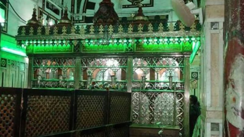 مقام السيدة تفيسة،فيتو