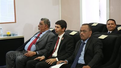 عمرو حلمى على رأس المشاركين بلجنة الصحة في الحوار الوطني