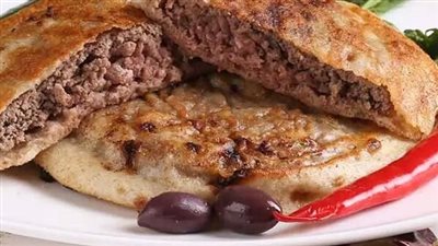 طريقة عمل الحواوشي، بتتبيلة مميزة وأحلى من الجاهز