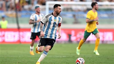 ميسي يسجل أسرع هدف في تاريخه ويضيف إنجازا جديدا لمسيرته