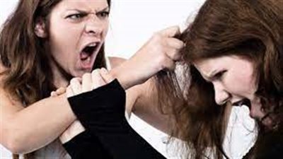 تفسير حلم ضرب الأم لابنها في المنام وعلاقته بالمنفعة والحصول على ميراث 