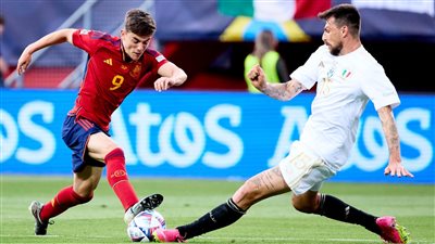 دوري الأمم الأوروبية، تعادل إسبانيا مع إيطاليا 1/1 بالشوط الأول في نصف النهائي