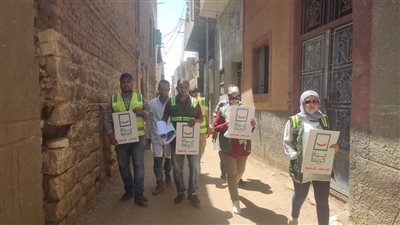 قوافل مائية بقرى نكلا وأم دينار لخدمات مياه الشرب والصرف الصحي