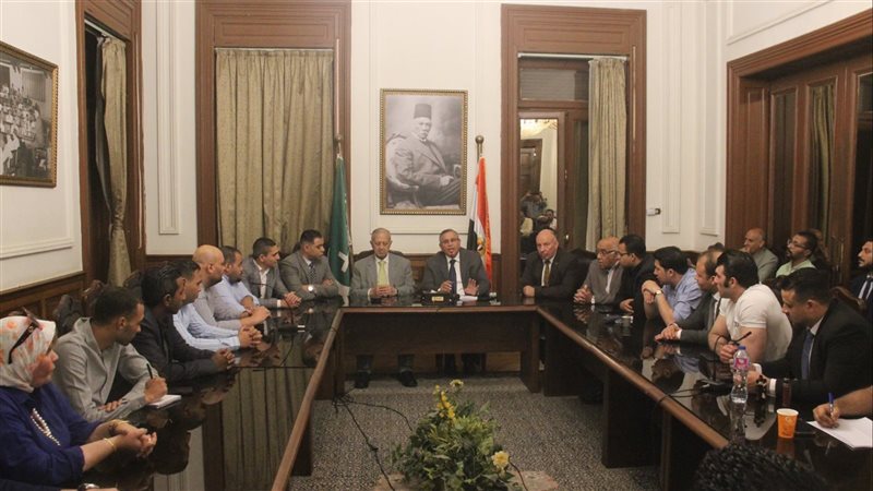 جانب من الاجتماع،