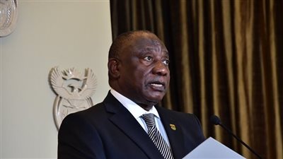 ليلة على متن الطائرة، تفاصيل موقف محرج لوفد السلام الأفريقي في بولندا