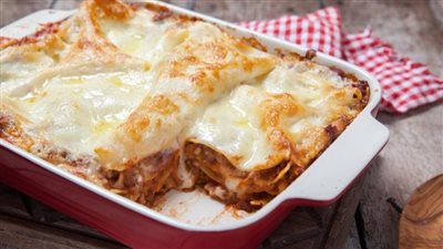 طريقة عمل اللازانيا، بسيطة ومشرفة في العزومات