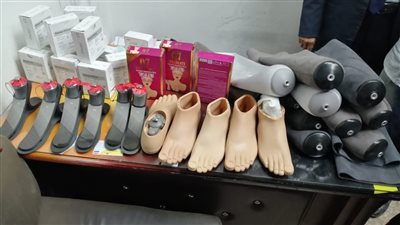  إحباط محاولة تهريب أطراف طبية صناعية ومنشطات جنسية بمطار الأقصر