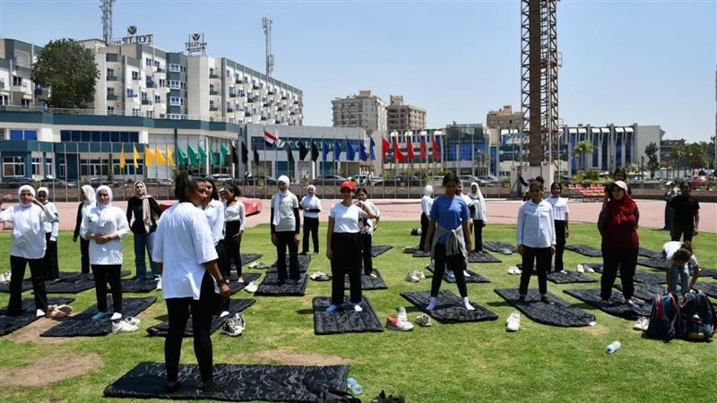 وزير الشباب يشهد