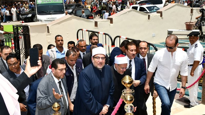 لحظة افتتاح مسجد