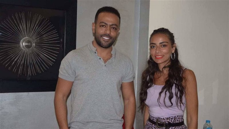 تامر عاشور وسارة