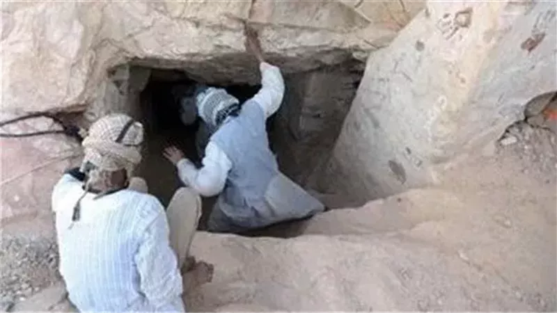 التنقيب عن الاثار،فيتو