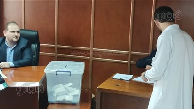 انطلاق انتخابات الغرفة التجارية بالجيزة لاختيار 8 أعضاء من مجلس الإدارة (صور)
