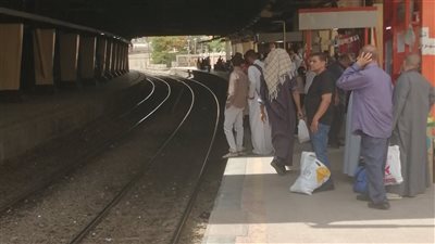 تأخر قيام قطار 986 المتجه إلى محافظة الأقصر من محطة الجيزة