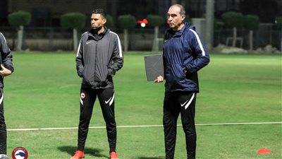 كأس مصر، علي ماهر يطالب لاعبي المصري بنسيان أزمات التحكيم