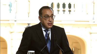 مدبولي يكلف بزيادة أعداد خريجي المدارس الفنية لـ 75 ألف طالب سنويًا