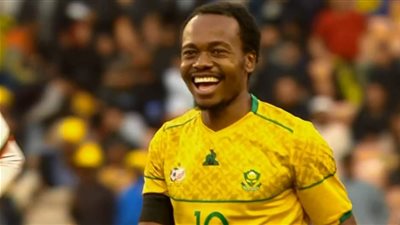 بيرسي تاو يساهم في هدف لـ جنوب أفريقيا في مرمى المغرب