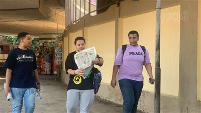 طلاب الثانوية بالإسكندرية عن امتحان العربي: سهل لكن محتاج وقت (بث مباشر) 