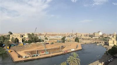 18 % نسبة التقدم في إنشاءات قناطر ديروط الجديدة