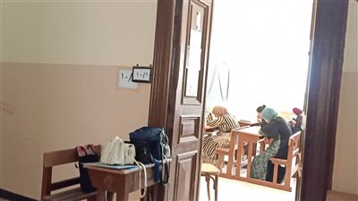 إغماء طالبة ثانوية عامة داخل اللجنة بالدقهلية ونقلها بسيارة إسعاف 