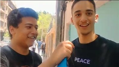 طلاب الثانوية بالمعادي: امتحان اللغة العربية في مستوى الطالب المتوسط (فيديو)