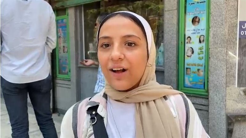 طالبات ثانوي بالدقي،