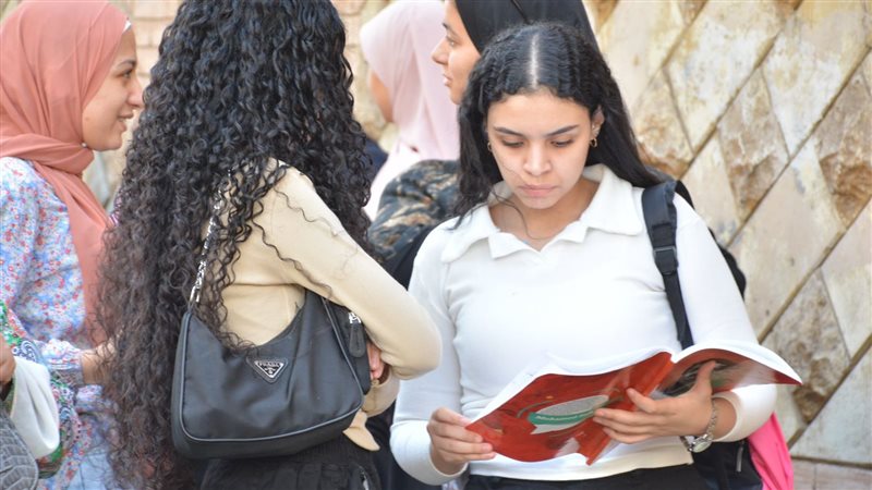 طلاب الثانوية، فيتو