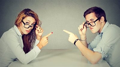 تفسير حلم العتاب في المنام وعلاقته بوجود صراعات وخلافات 