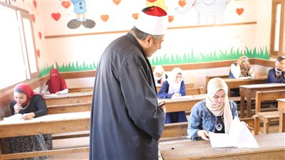 اليوم امتحان التفاضل والتكامل لطلاب القسم العلمي للثانوية الأزهرية 