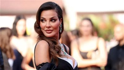 صور كافيار وسهرات، فنانو لبنان على 