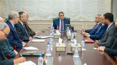 وزير الدولة للإنتاج الحربى يستقبل وفد مجموعة النافع السعودية 
