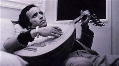 آخر تطورات أزمة أسرة بليغ حمدي مع أحد البنوك الشهيرة بسبب إعلان 