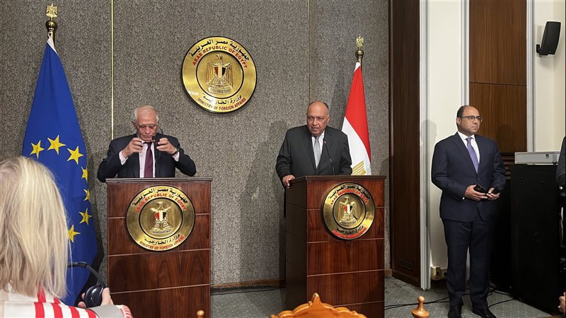 مؤتمر صحفى لوزير