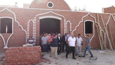 محافظ الوادي الجديد يتابع أعمال إحلال وتوسعة مسجد منطقة عمارات الكهرباء