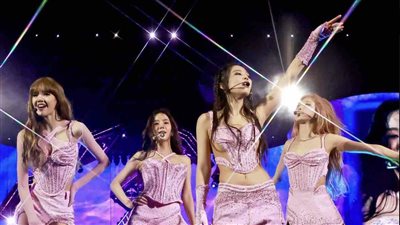 حفل BLACKPINK في باريس الأكثر حضورًا لفنان أجنبي بأوروبا