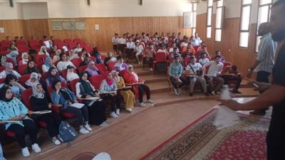 تعليم الوادي الجديد ينظم مراجعة ليلة الامتحان في اللغة الفرنسية لطلبة الثانوية العامة 