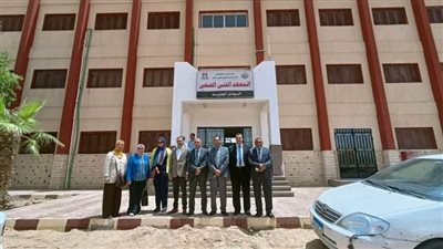 لجنة وزارة الصحة تبحث مدى جاهزية المعهد الفني الصحي بالوادي الجديد (صور)