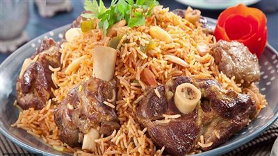 طريقة عمل الكبسة باللحمة، أكلة لذيذة وسريعة التحضير ولا تقاوم 