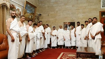 للمرة الأولى منذ اندلاع الحرب.. قيادات حوثية بارزة تؤدي فريضة الحج (صور)